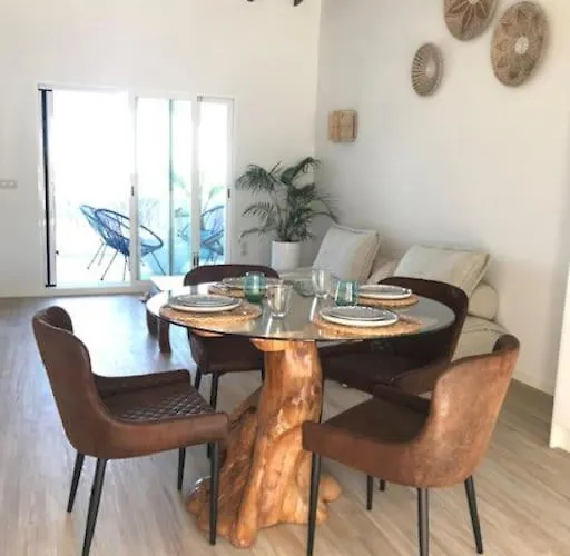 Moraira, Precioso Adosado Al Lado Del Mar